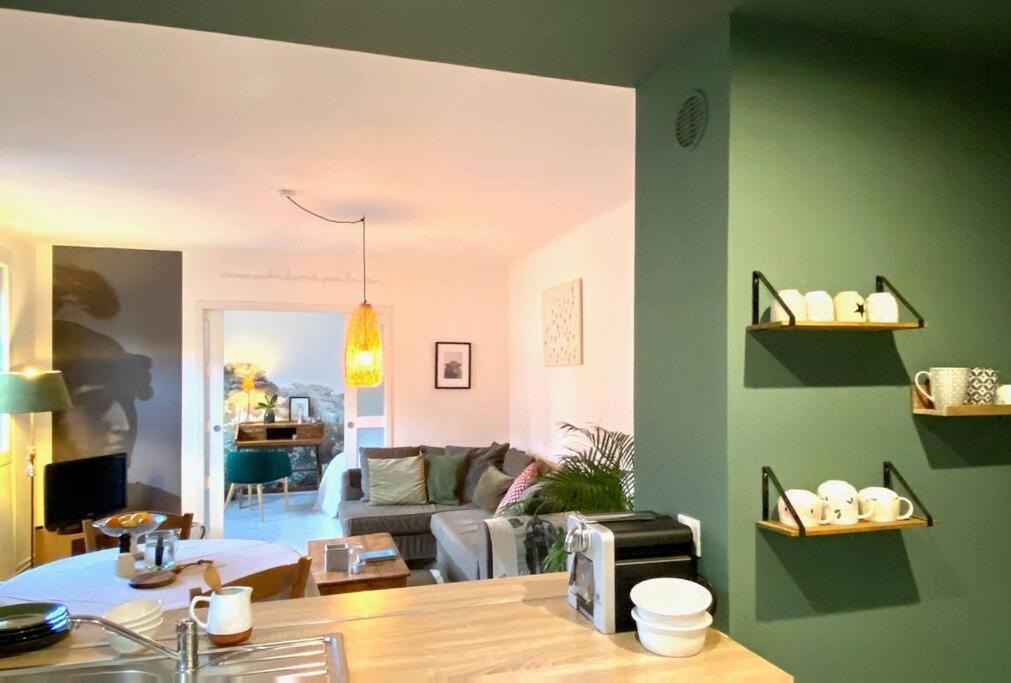 Appartement Chaleureux Entre Zola Et Proce. Nantes Eksteriør bilde